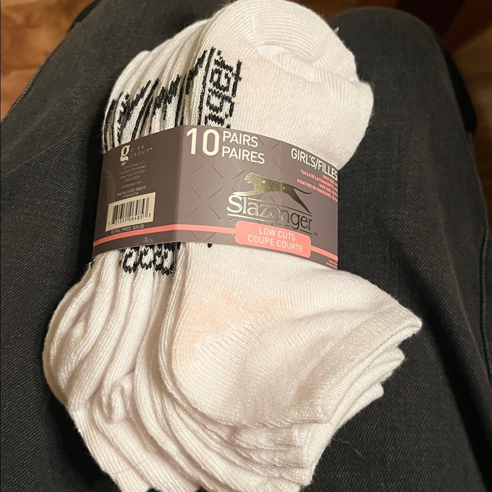 NEW Slazenger girl 10 PAIRS White Socks SIZE 6-8 low cuts performance training